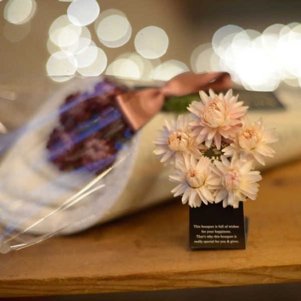 画像21: ◆クリスマス数量限定◆ミニツリーオプション対応※完売次第終了 花束フェイスタオル FLOWER FACE TOWEL【PEARL EDITION Happy Holidays Ribbon】 (21)