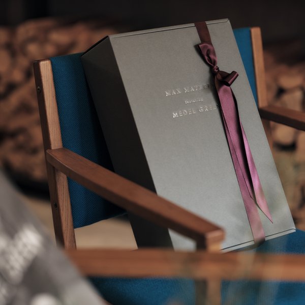 画像42: 「 繁栄の象徴シリーズ 」 MAX MATERIA feat MEDEL GREEN　◆フェイス２P＆オリーブ若木 ◆ デザイン黒樹脂鉢＆ギフトBOX入り　オリーブ：底から葉先まで約25〜40cm前後に剪定済 (42)